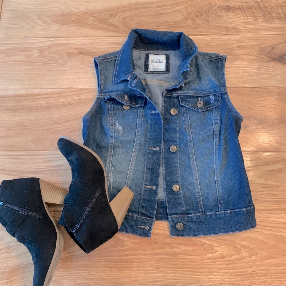 Mudd Sleeveless jean jacket